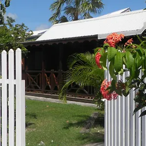  Hébergement de vacances Bungalow Chez Madly